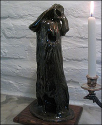 مجسمه فرياد مادر ازلی