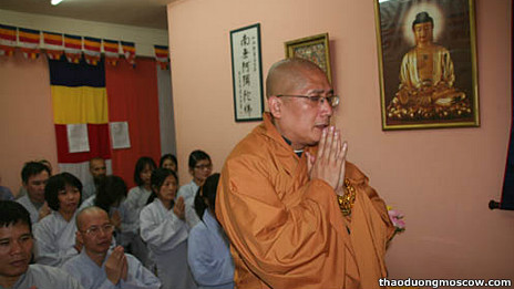 Lễ cầu siêu hôm 16/9 cho các nạn nhân tại một Phật đường ở Moscow