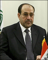 نوری المالکی و وزیر دفاع ایران در فرودگاه مهرآباد تهران