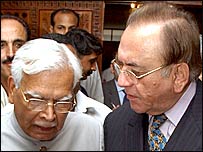 خورشید قصوری اور نٹور سنگھ: فائل فوٹو