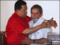 O presidente da Venezuela, Hugo Chávez, e o presidente Luiz Inácio Lula da Silva, durante encontro em Manaus, em setembro de 2007
