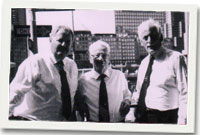 Chwith i'r dde : Ellis Davies, Dan Jones a Jim Herbert yn 'Ground Zero'