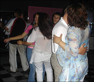 باشگاه رقص در شهر دوشنبه