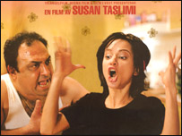 خانه جهنمی از ابتدا با عکس العمل اعتراض آميز ايرانيان مقيم سوئد روبرو شد