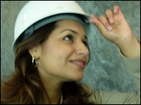 فاطمه، مدیر شرکتی ساختمانی