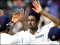 कुंबले भारतीय स्पिन आक्रमण के अगुआ हैं