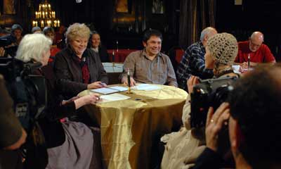 Di questions a suspect