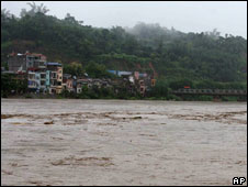 Nước sông tại Lào Cai