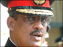 فوج کے سربراہ جنرل سارتھ فونسیکا