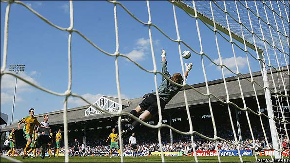 Fulham score in their 6-0 win