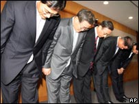 Hyundai bosses apologise for scandal 