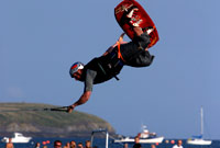 Tonfyrddio yng ngŵyl Wakestock