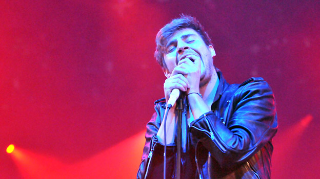 Kids In Glass Houses on the NME/Radio 1 Stage