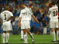Jogadores do Real Madrid durante a derrota por 4 a 1 para a Real Sociedad