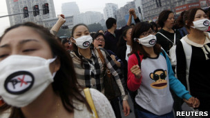 浙江宁波镇海区PX项目引发当地居民抗议