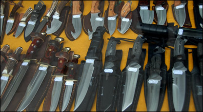 警方收缴的部分刀子