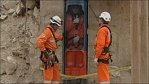 Идут испытания спасательной клети