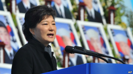 朴槿惠在天安舰事件三周年纪念仪式上发言