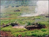 Російські танки на марші