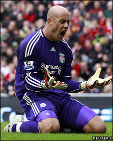 Jugadores, como el español Pepe Reina, siempre han hablado de la historia del Liverpool, un pasado exitoso lejos del presente.