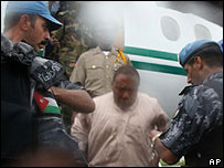 Ex-líder da Libéria foi capturado quando tentava fugir da Nigéria