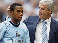 休斯和罗比尼奥