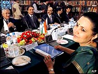 وفود کی قیادت: بھارتی وزارت خارجہ کی میرا شنکر، پاکستانی وزارت خارجہ کے طارق عثمان حیدر 