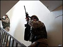 Американці обшукують будинок у Тікріті