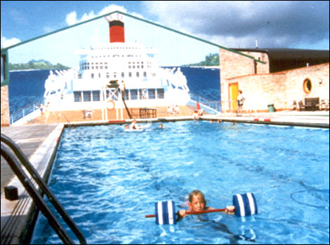 Highworth Outdoor Pool