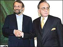 خورشيد محمود قصوری وزير خارجه پاکستان و علی لاريجانی