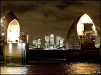 泰晤士河防洪闸门