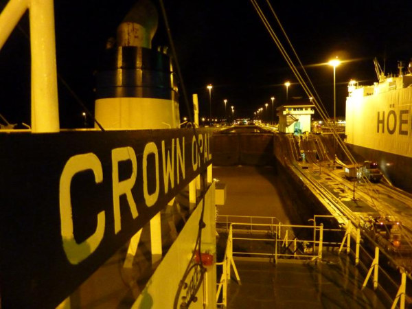 panama_canal_night.jpg