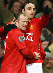 鲁尼（左）和贝尔巴托夫