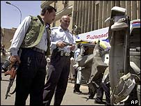 Iraklı polis memurları