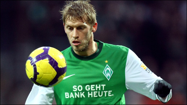 Hunt came through the youth ranks at Werder Bremen