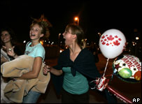 Lauren Langille, à direita