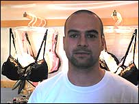 آقای کامبی، توليد کننده