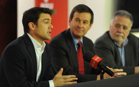 Owen Sheers with WRU chief executive Roger Lewis and chair of the Arts Council of Wales, Dai Smith at the announcement. Photo: Huw Evans Picture Agency