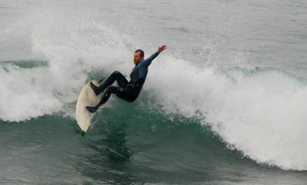 Jay goes for the cutback. Skellington Morocco safari Pic: Shimmy Feb 07