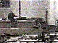 Silahlı baskın sırasında Ermeni Parlamentosu'nun içinden görüntüler 