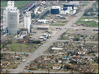 Centro de Greensburg destruído
