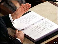George Bush přednáší svou Zprávu o stavu Unie