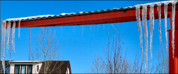10_icicles_595_250.jpg