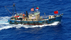 Chiếc tàu cá Trung Quốc lúc trên đường ra đảo tranh chấp