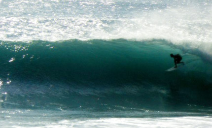 In deep, Maroc style. Joe goes down the throat of this sturdy set up. Pic Amy Williams, Feb 07