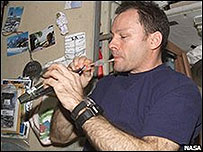 Teste de bebida (Foto: Nasa)