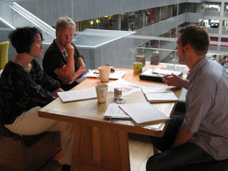 Gerald talks through an idea with the teachers.