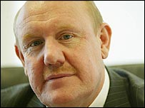 英格兰足总总裁巴威克