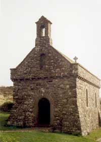 Capel a godwyd yn ystod dauddegau'r ganrif ddiwethaf ger yr hen Gapel Non