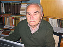 Vehap Shita, kritik dhe shkrimtar nga Kosova 